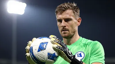 Martin Männel bleibt Hoffenheims Torwart, nachdem Max Uhlig sich an der Schulter verletzt hat
